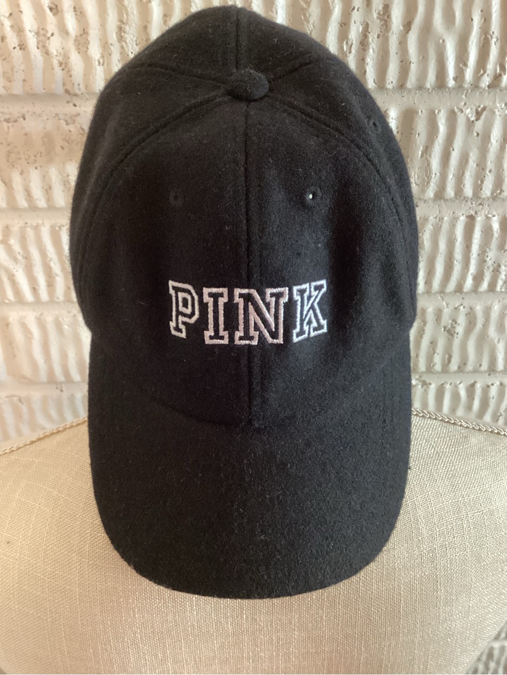 Women Victorias Secret Pink Strapback Adjustable Hat Cap Wool Blend Casual Black